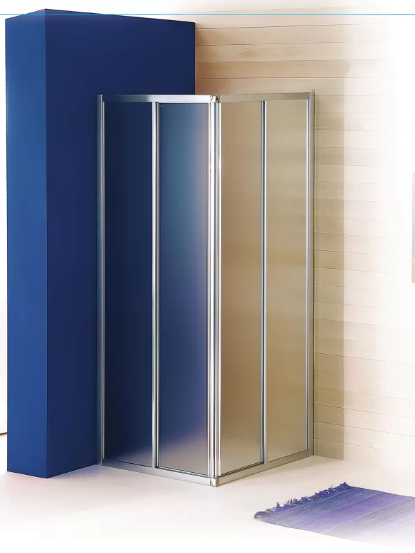Doccia color azzurro copertina